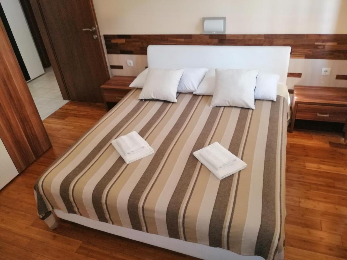 Split Center Apartment Екстер'єр фото